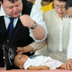 Illustration for article titled There Is A New Worlds Shortest Man; Say Hi To 23.6-Inch Junrey, Everybody